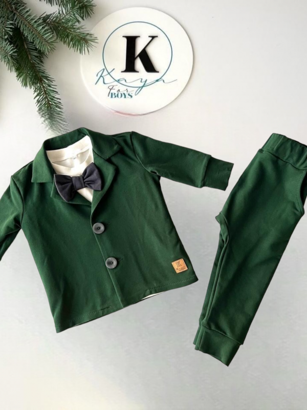Kaya elegantný zelený komplet 